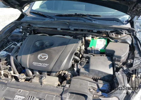 2014 Mazda Mazda3 I Grand Touring z USA, uszkodzony, nr VIN JM1BM1W75E1124791